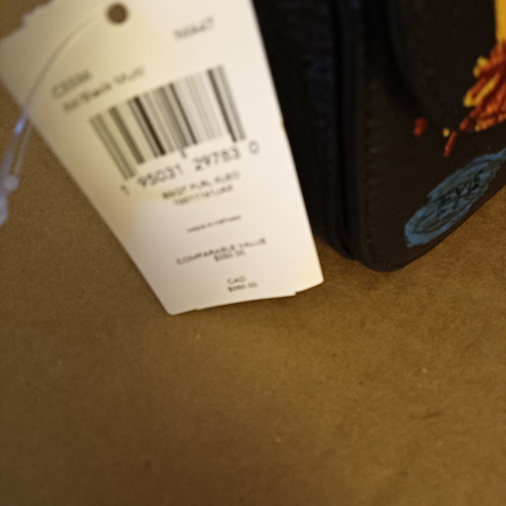 Coach, Authentic - Picture 5 of 5